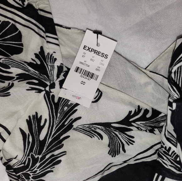 Blause  black and white Express - Picture 4 of 9